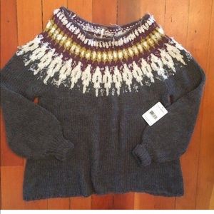 Oversized free people sweater. Size is XS